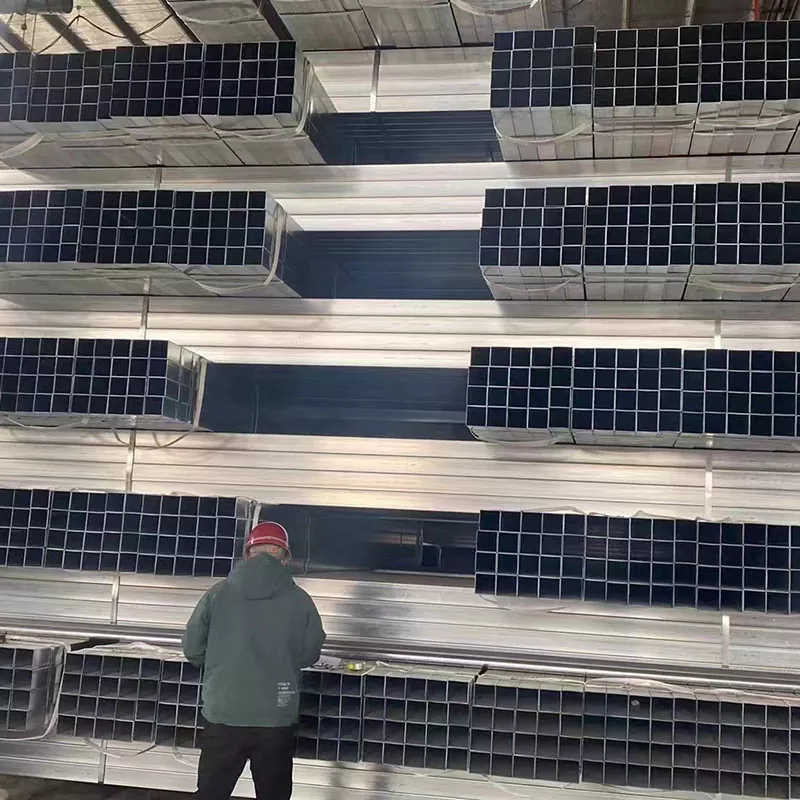 చిన్న వ్యాసం గాల్వనైజ్డ్ స్క్వేర్ ట్యూబ్